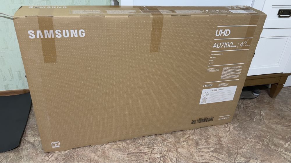 Продам телевізор samsung 43 дюйми.