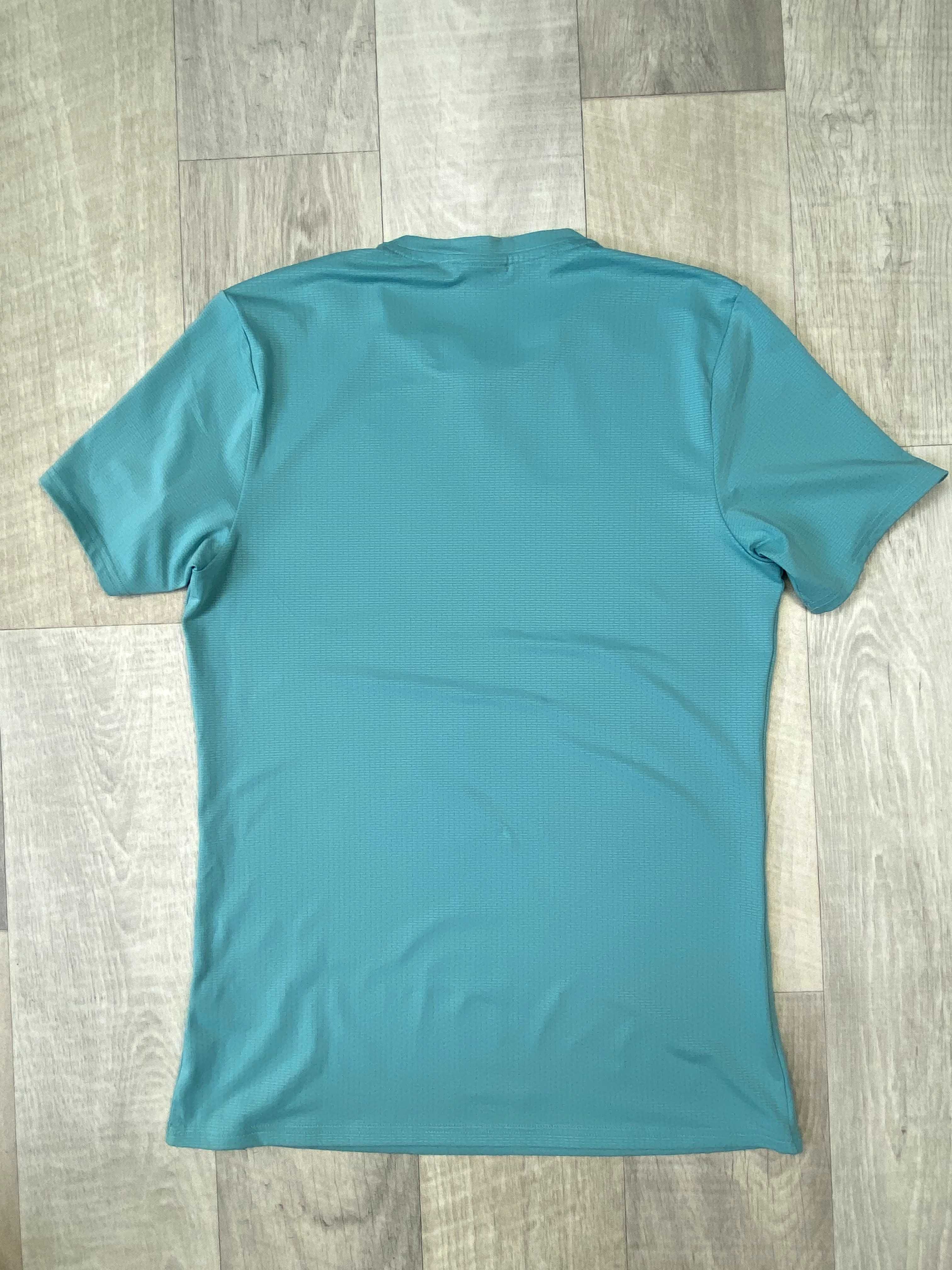 Спортивна футболка / Спортивная футболка GYMSHARK