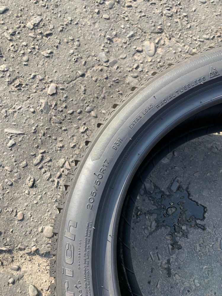 Шини нові 205/60 R17 BFGoodrich 2023p зима
