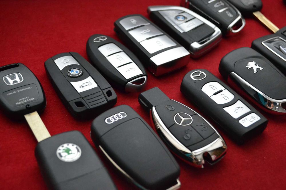 Изготовление и программирование автоключей VW Nissan Renault и др.