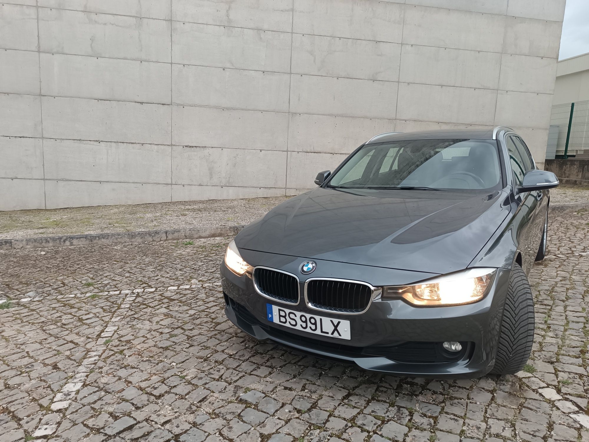 BMW 318d Auto/185 mil kms