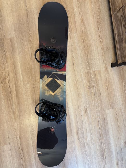 Deska snowboardowa z wiązaniami Salomon Pulse152cm