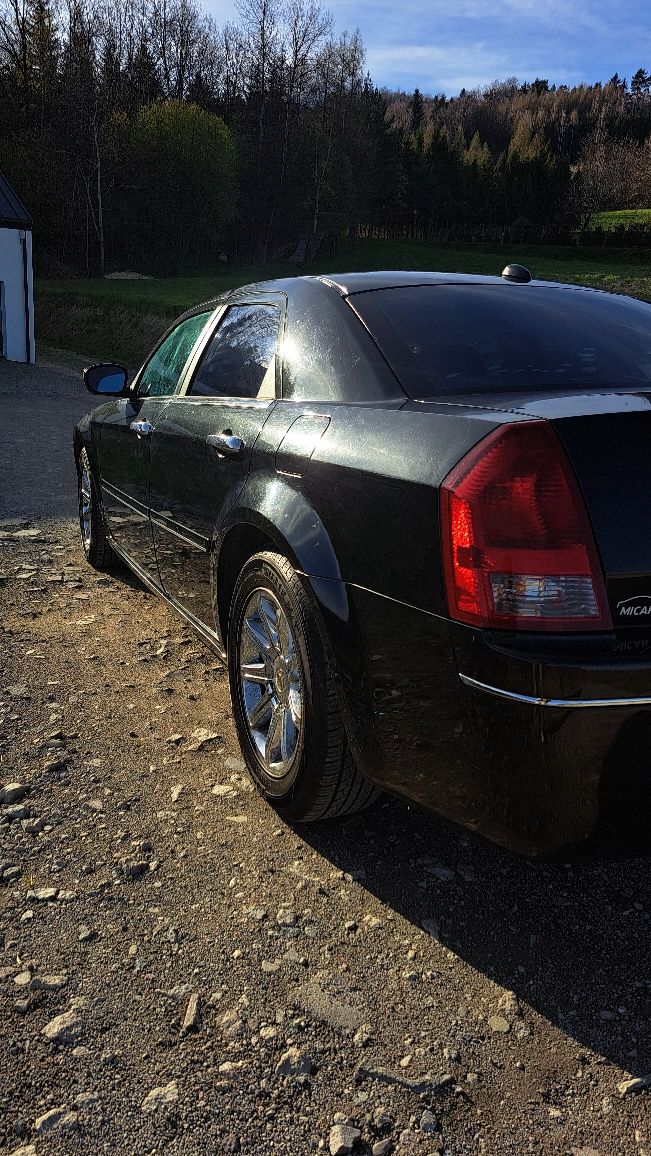Chrysler 300c 2005r