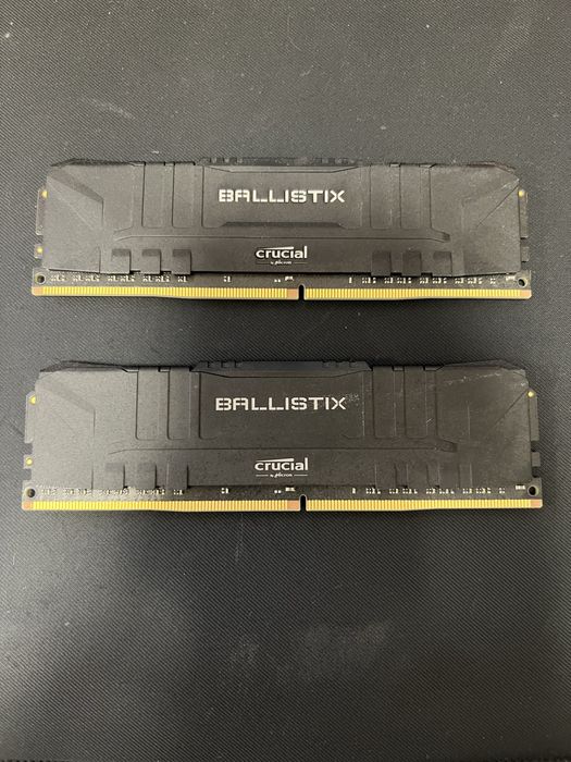 Pamięć RAM DDR4 Crucial Ballistix Black 3000Mhz CL15 16GB (2x8GB)