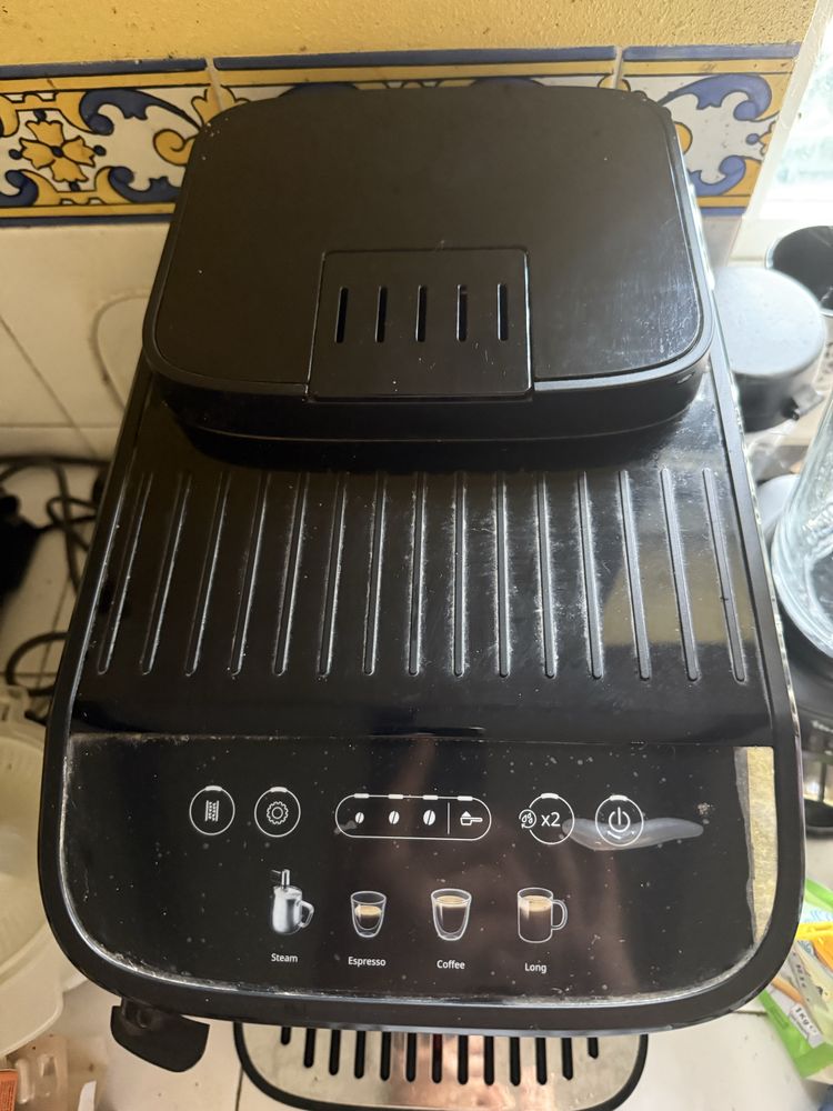 Maquina cafe Delonghi Magnifica Evo