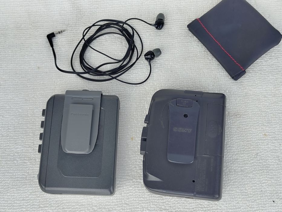Касетний плеєр Sony Walkman WM-FX123 (+ подарунок)