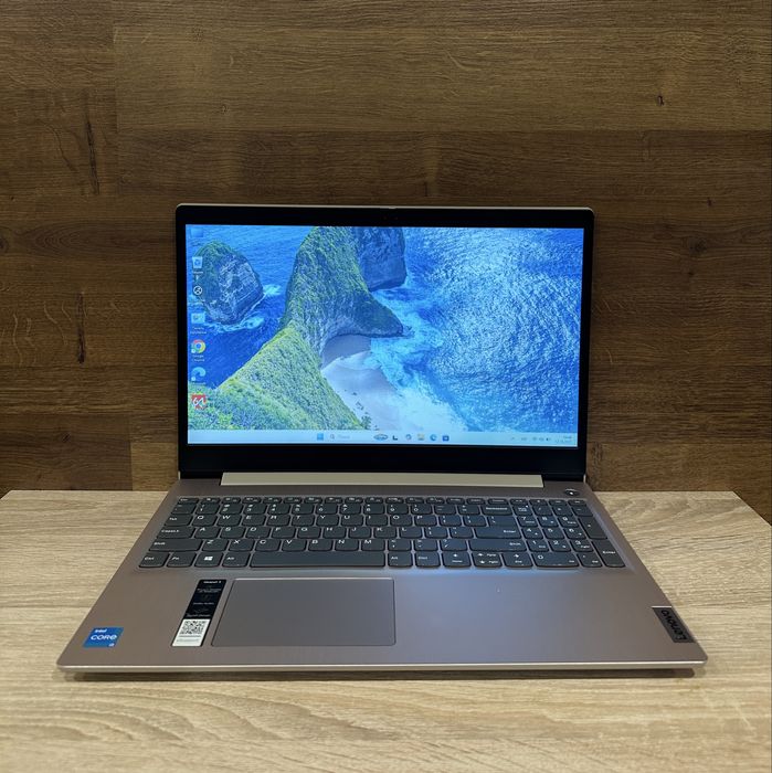 Ноутбук lenovo ideapad 81X8 15.6” i3-1115G4 \ 8GB \ 256