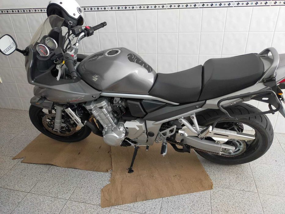 Mota SUZUKI- GSF 1250 S