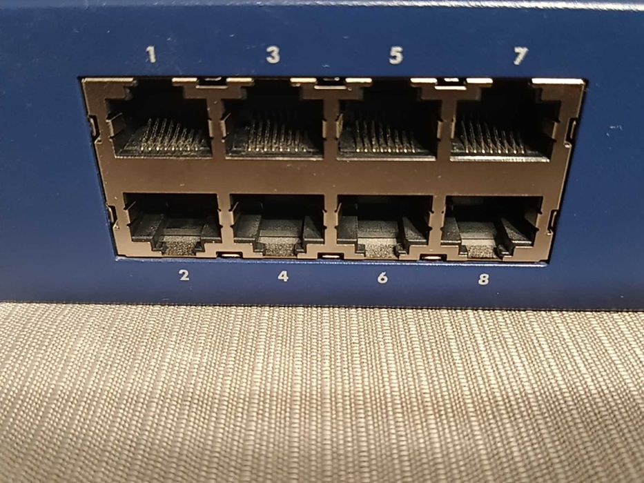 Switch Netgear Smart GS716T 16 x GE 2 x SFP / 10 Gb.