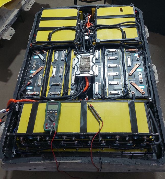 Батарея для вашего электоромобиля Nissan Leaf/eNV200, Renault Kangoo