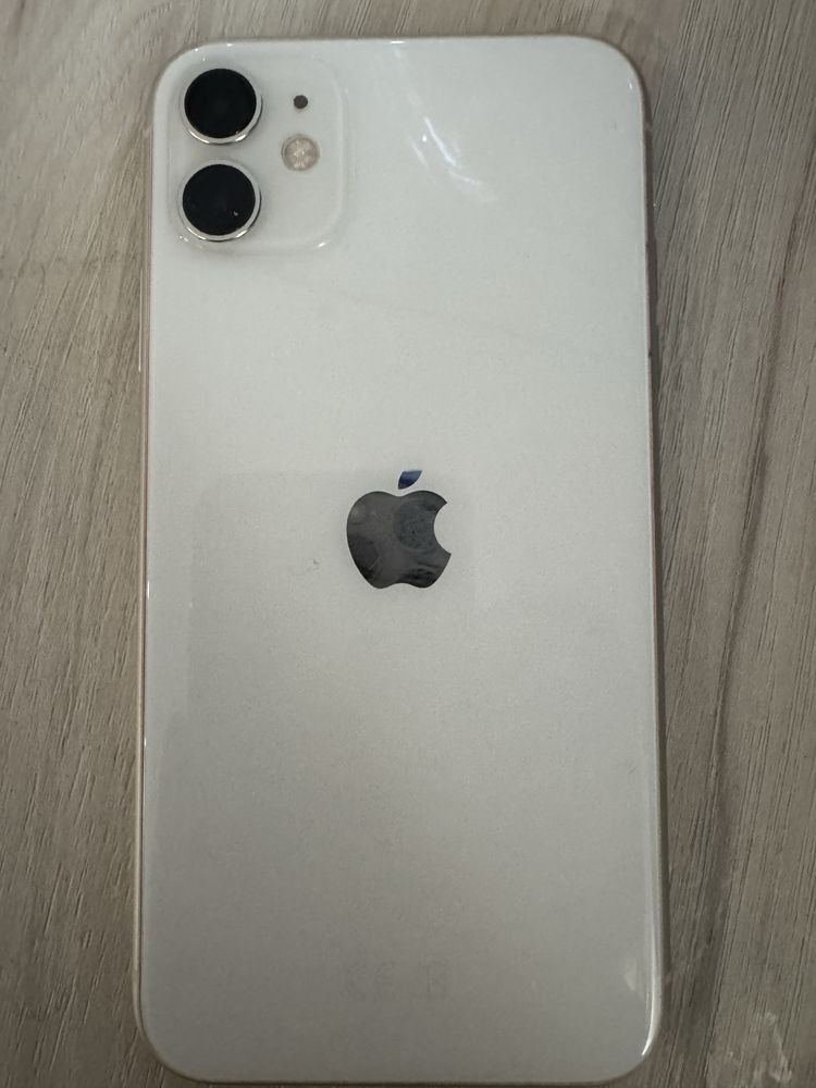 iPhone 11 64. ГБ