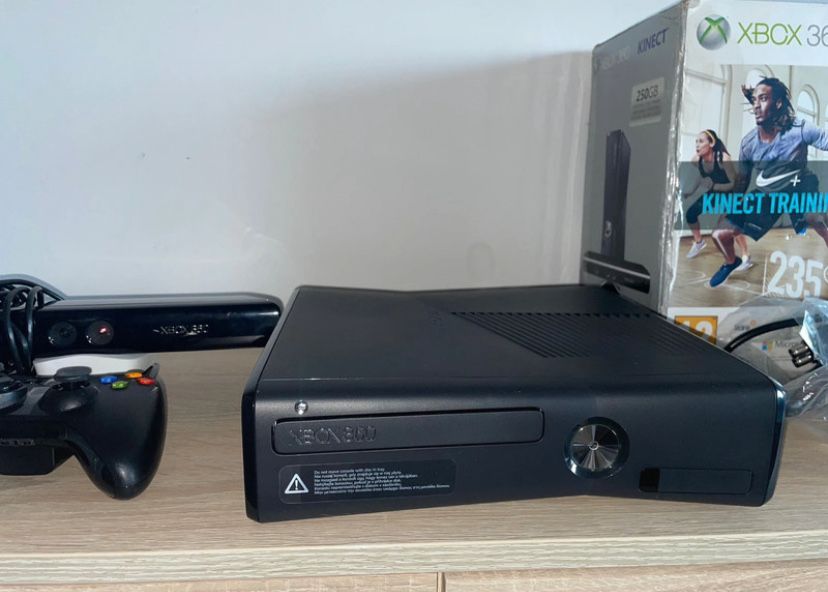 konsola XBOX 360