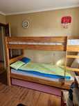 Двухъярусная 2 в 1 деревянная  кровать + матрас в подарок і плед
