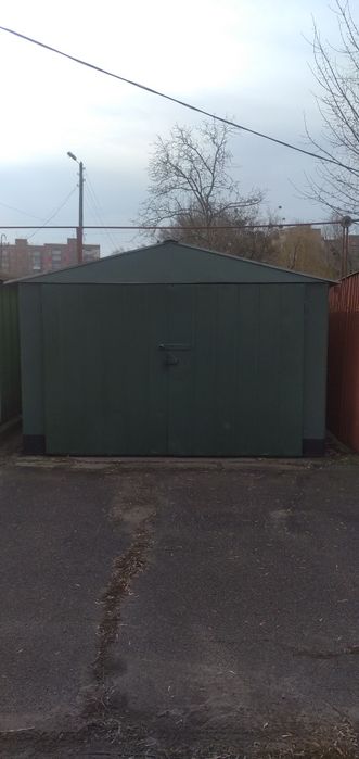 Гараж  металевий на Подолі