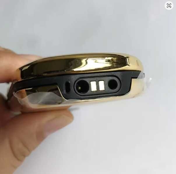 Культовий мобільний телефон слайдер Nokia 8800, родом з 2005 року