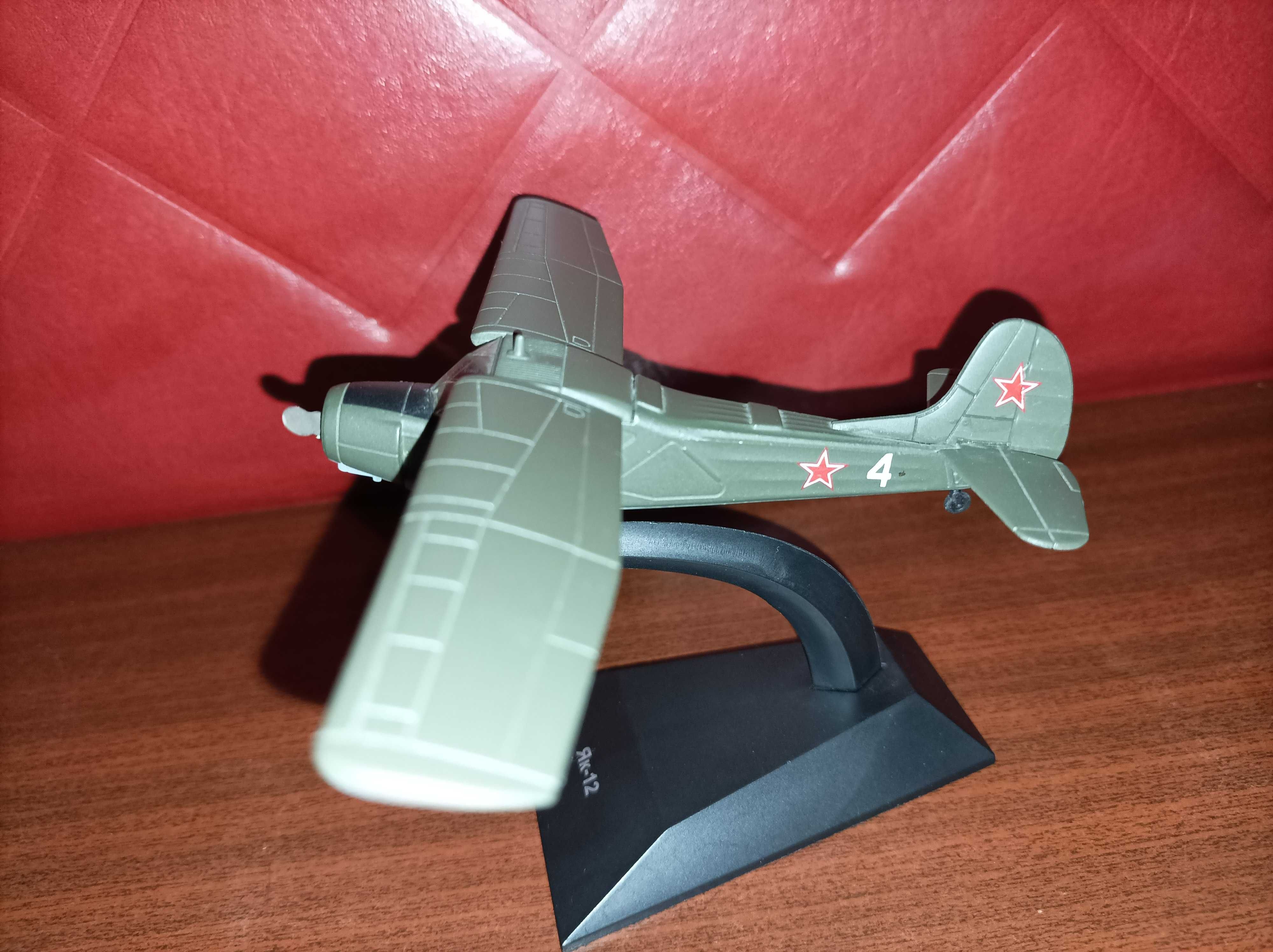 ЯК-12 модель самолёта + журнал  Деагостини