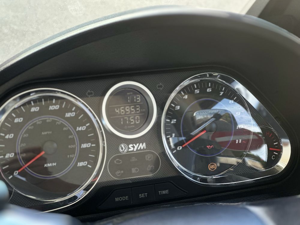 SYM MAXSYM 400i ABS - Só 4.600kms!