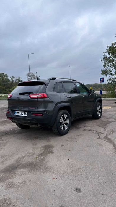 Продам Jeep Cherokee 2017
