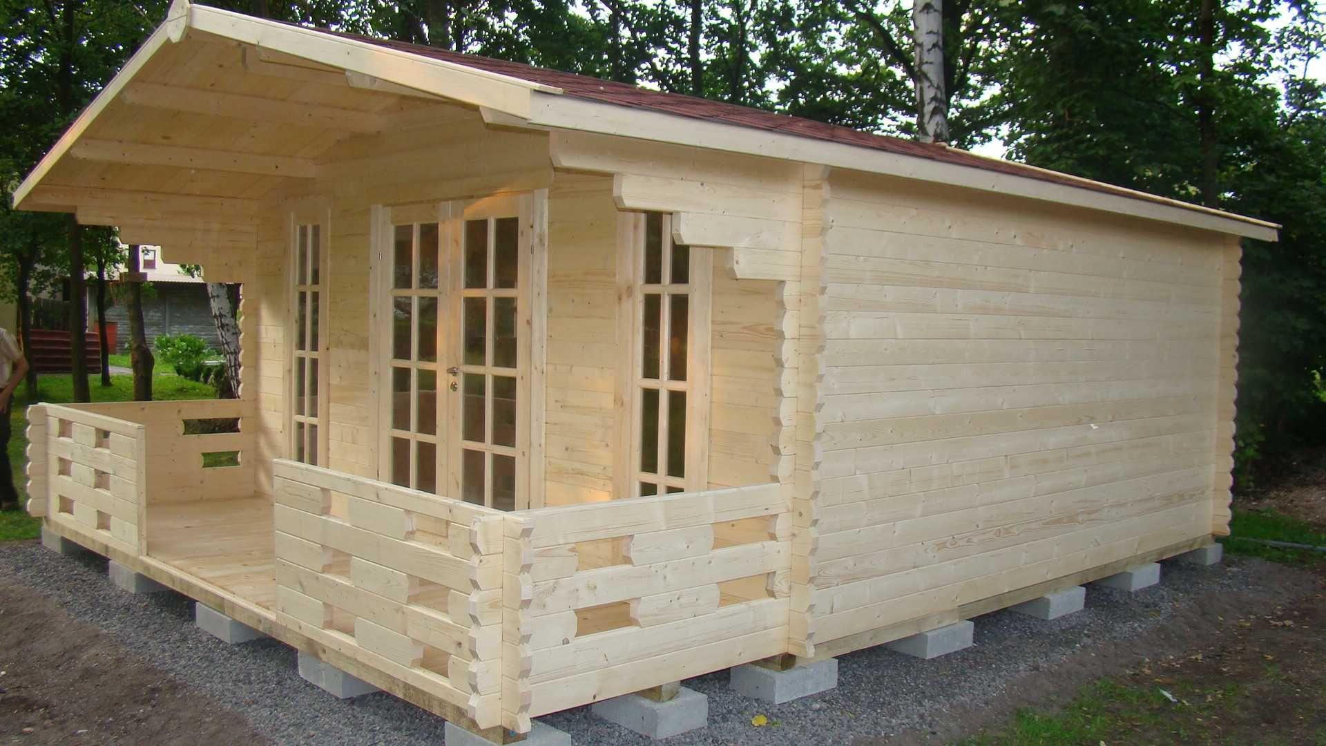 Drewniany domek letniskowy Ania 20+7m2
