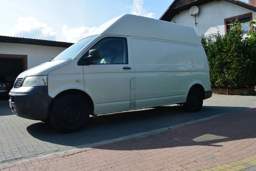 Volkswagen Transporter T5 L2H2 2.5TDI  Zarejestrowany w kraju książka serwisowa