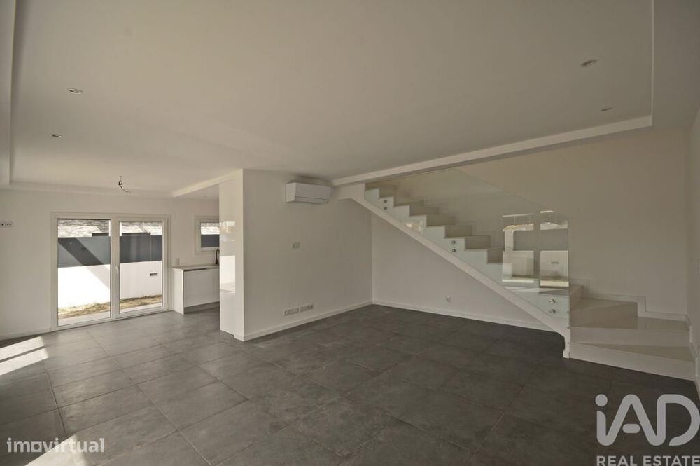 Casa / Villa T3 em Fernão Ferro de 130,00 m2