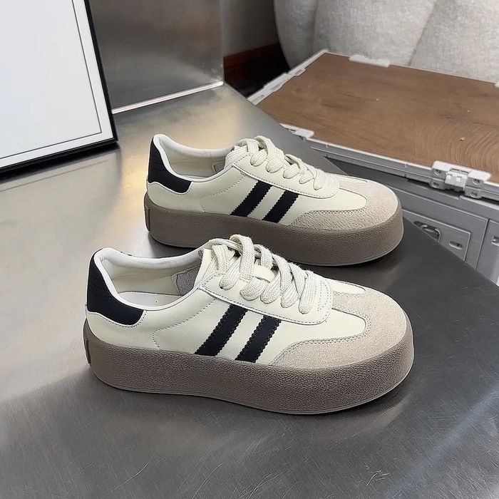 Кеди білі жіночі кросівки кроси екошкіра