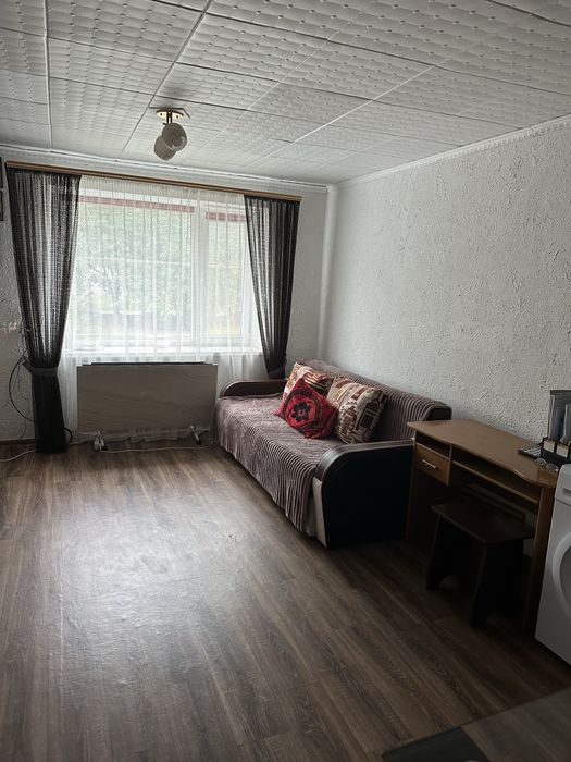 Продам кімнату в гуртожитку селище Новомиколаївка