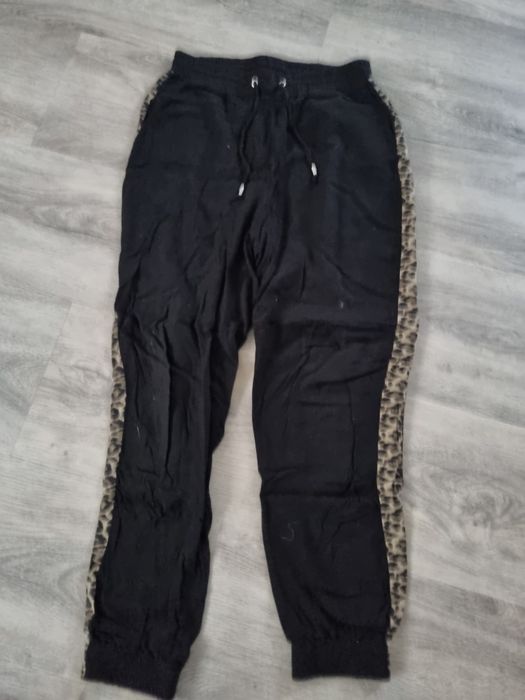 Spodnie szerokie Reserved 36