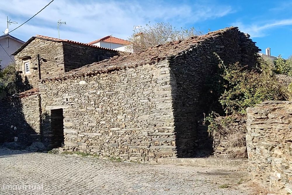 Moradia T0 para venda