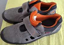 Wygodne buty robocze z podnoskiem. Rozmiar 46