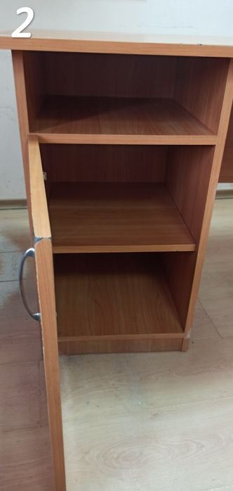 Письмовий стіл (в асортименті)