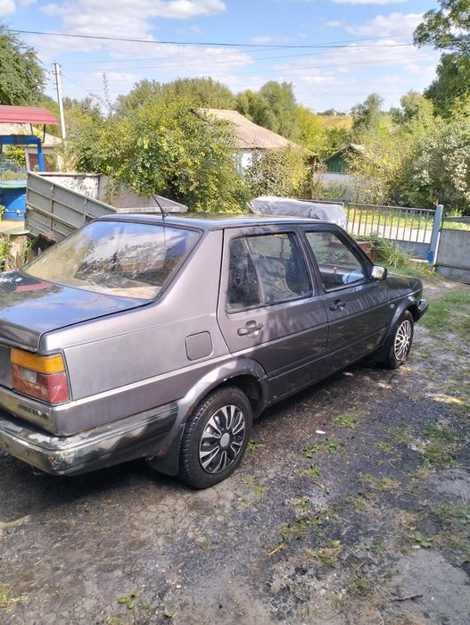 Джетта 2  1988 рік газ-бензин