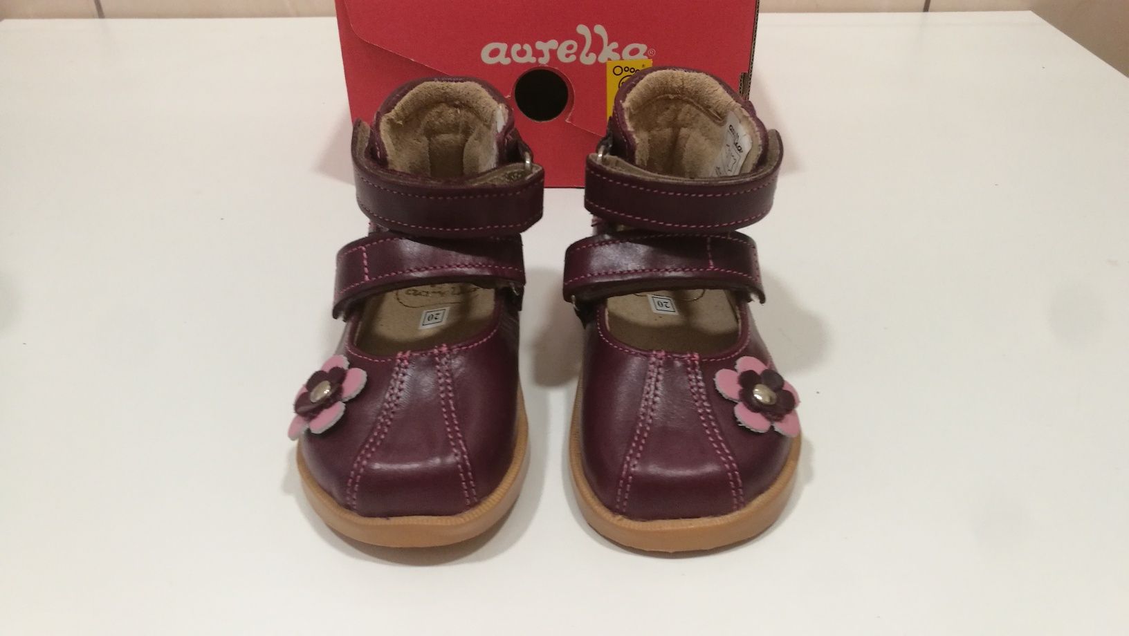 Buty dziecięce Aurelka nowe rozmiar 20