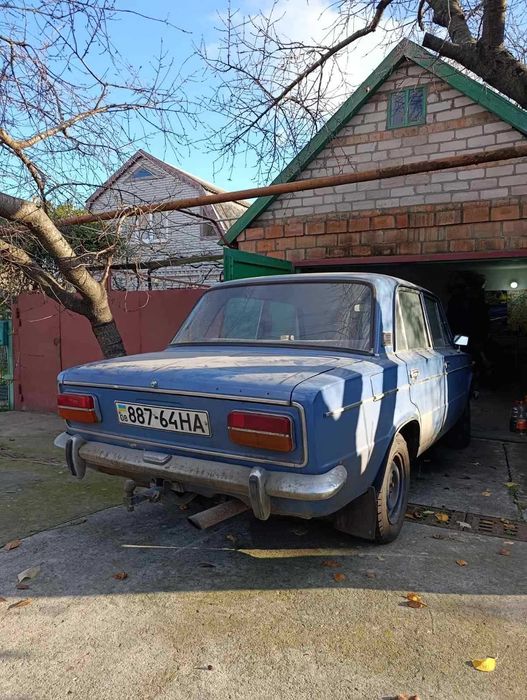 продам авто ВАЗ 2103
