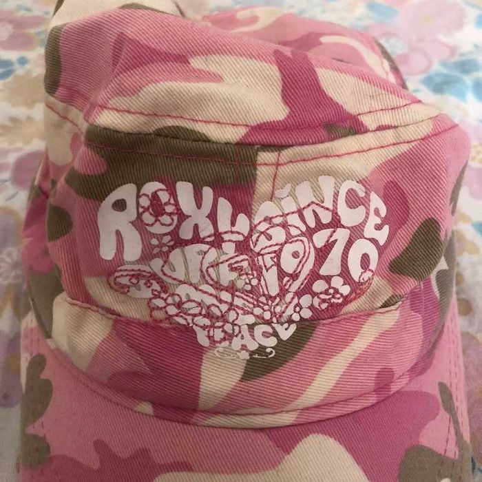 chapéu roxy tropa
