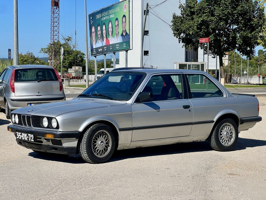 BMW E30 318i Coupe