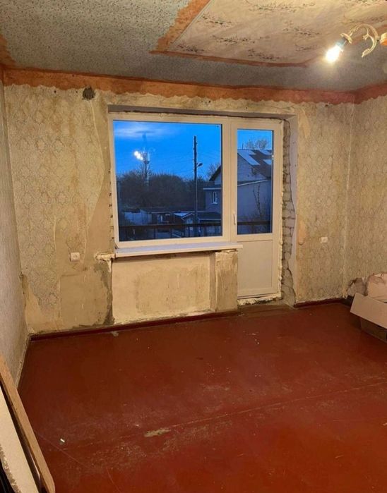 Продам квартиру в солоницевке (п.Пересечное)