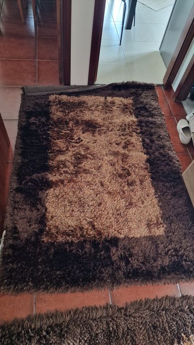 Vendo Carpete e tapetao de sala