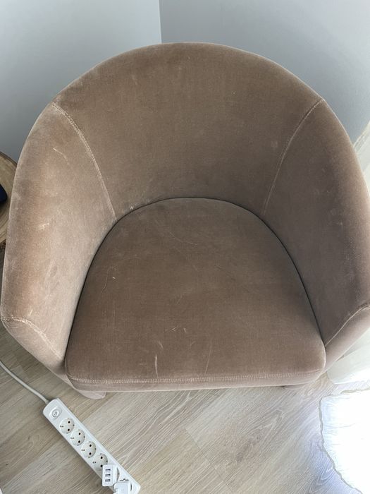 Poltrona IKEA veludo