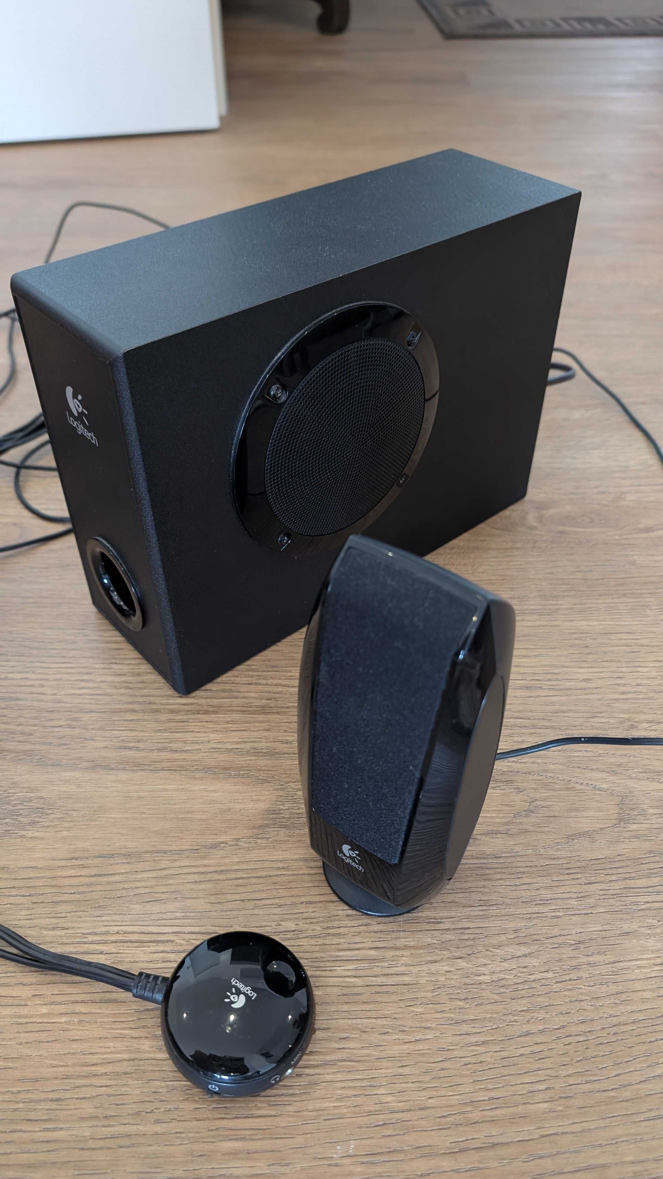 Sistema de som Logitech