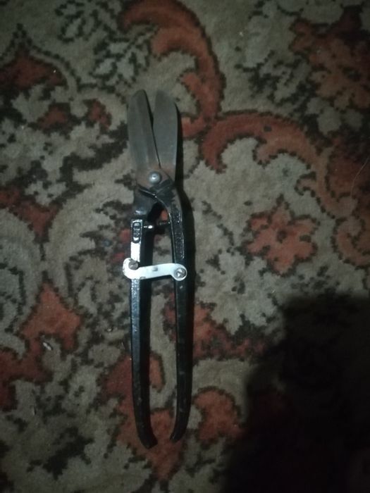 Ножиці по металу