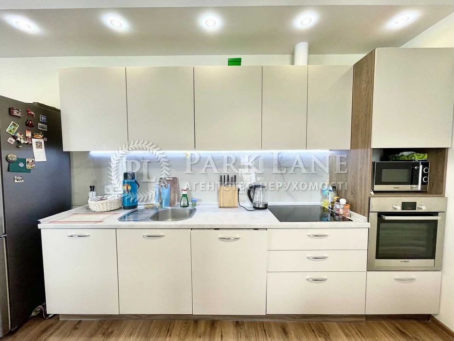 Продам 1к квартиру в ЖК Малахіт, м. Вокзальна, Солом'янка!