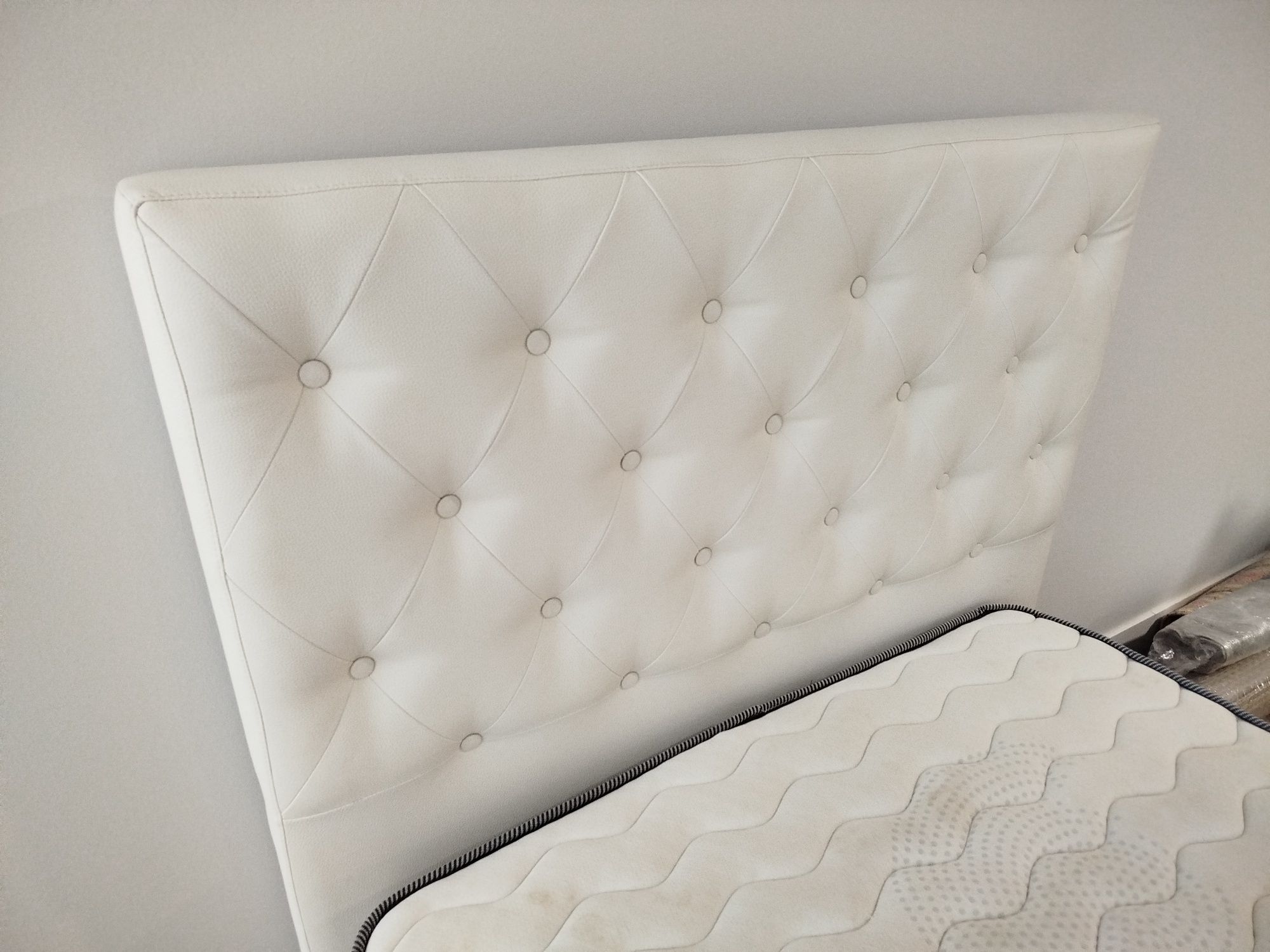Cama de solteiro 195x110