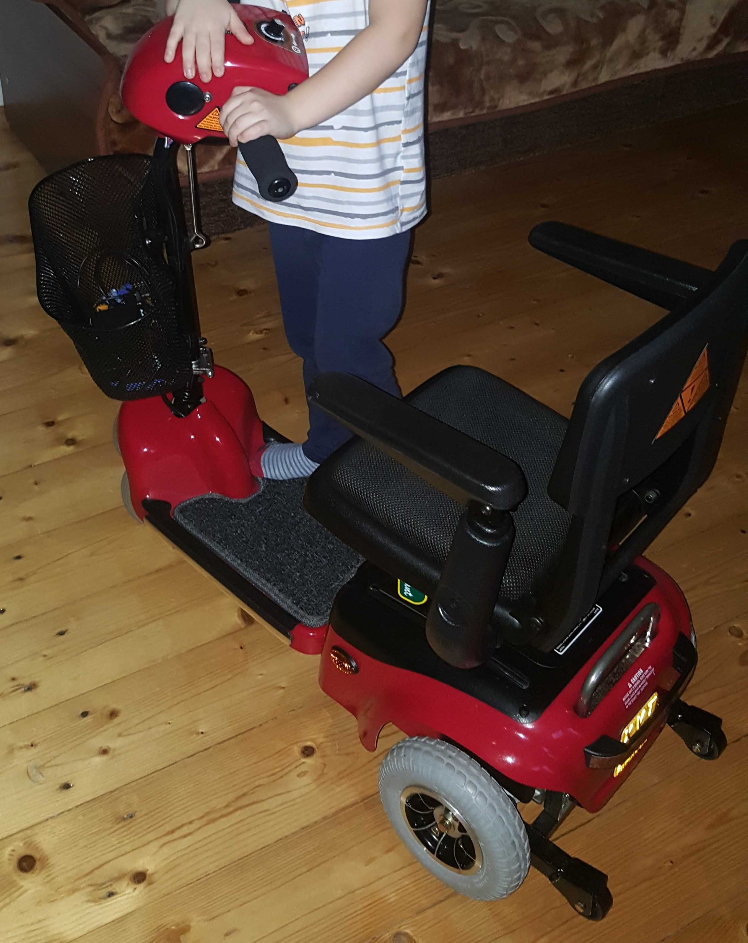 Elektryczny wózek inwalidzki Practicomfort
