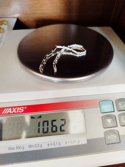 Bransoletka z białego złoto pr 750/ 10.62g/ brylanty 0.512ct 64 szt