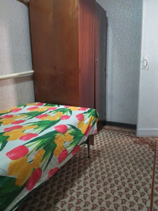 Здам будинок, Жуляни