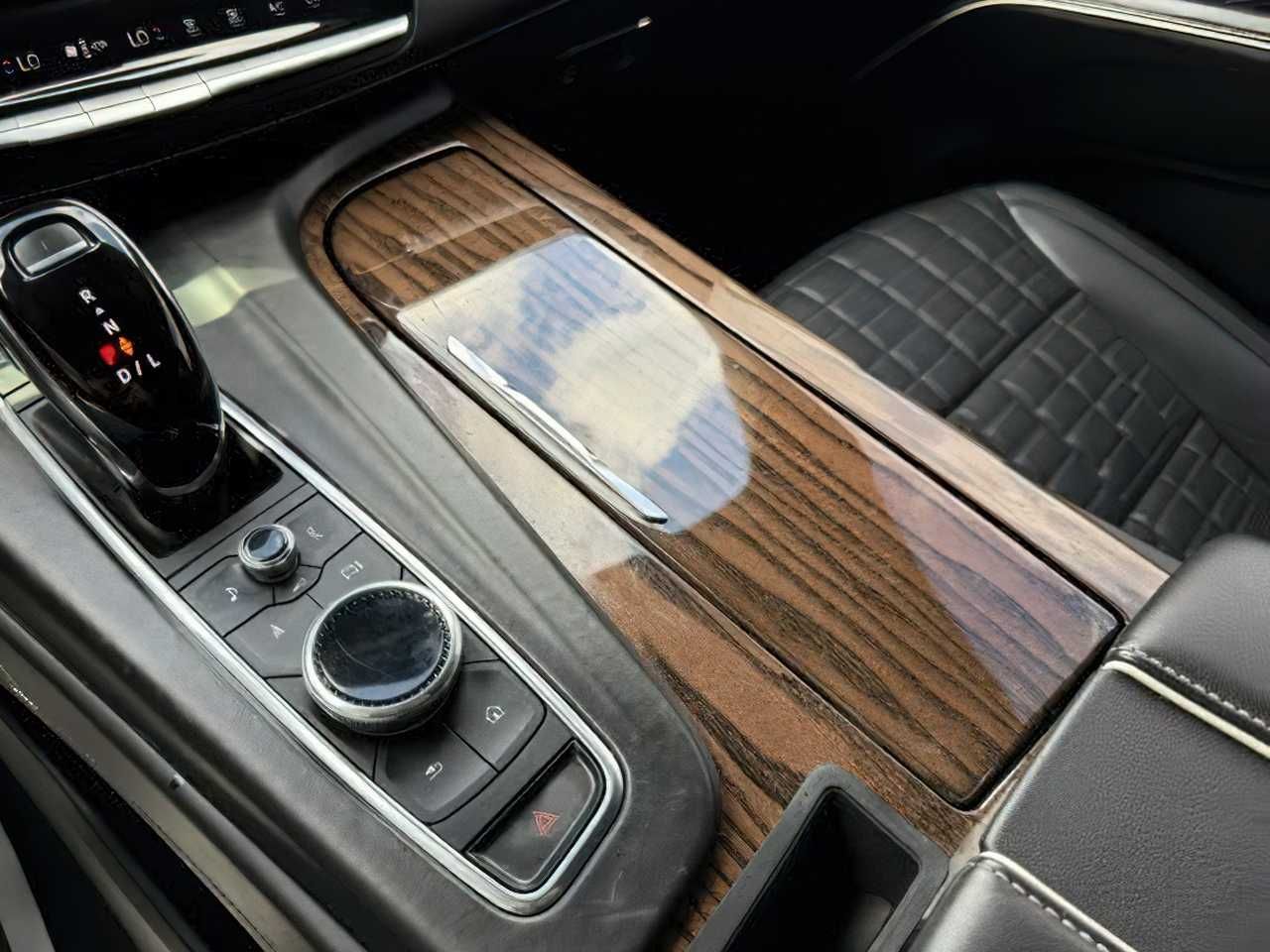 Cadillac Escalade Premium Luxury 2021