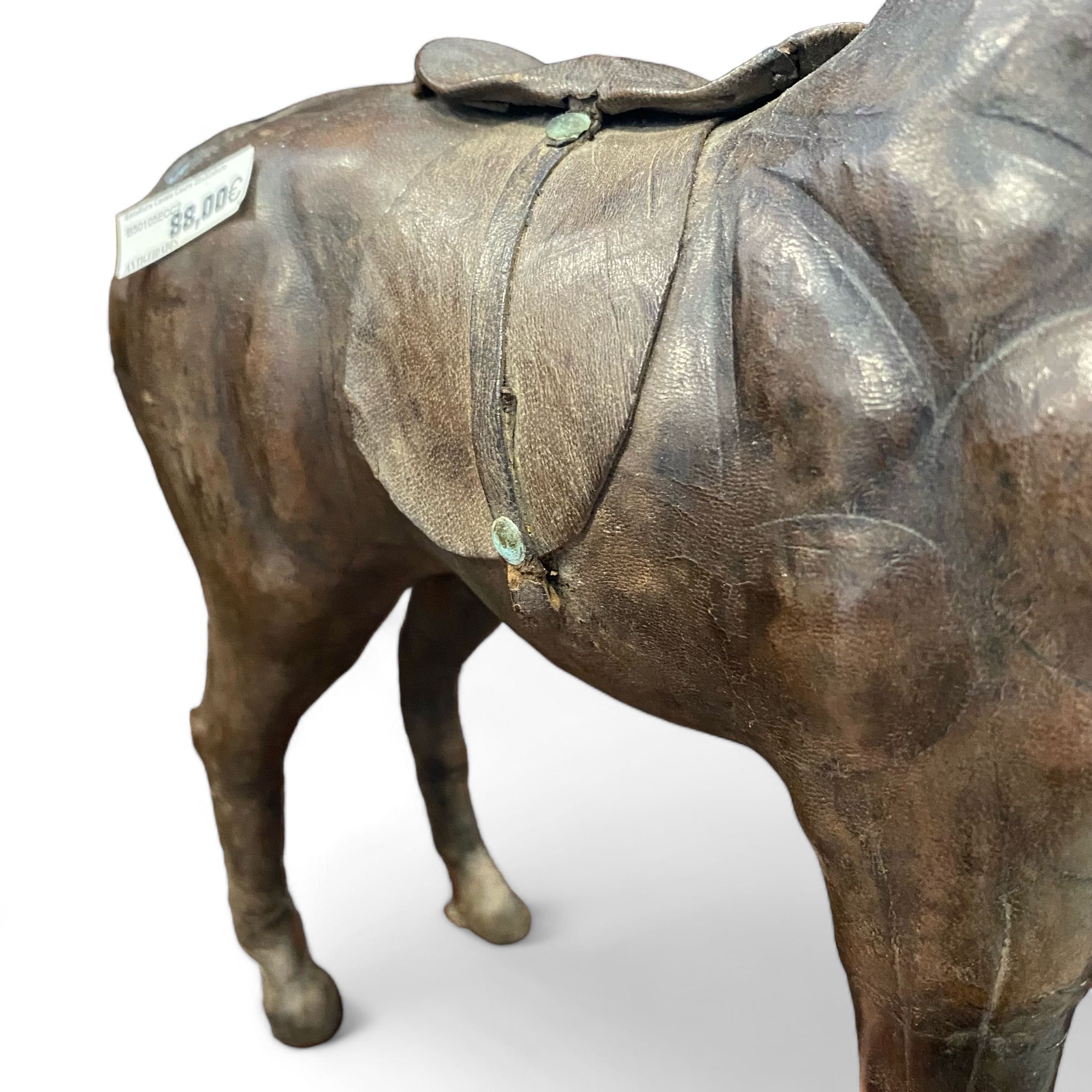 Escultura Cavalo Couro 280x320x90mm