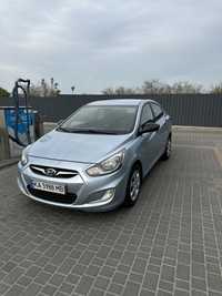 Hyundai Accent 2011