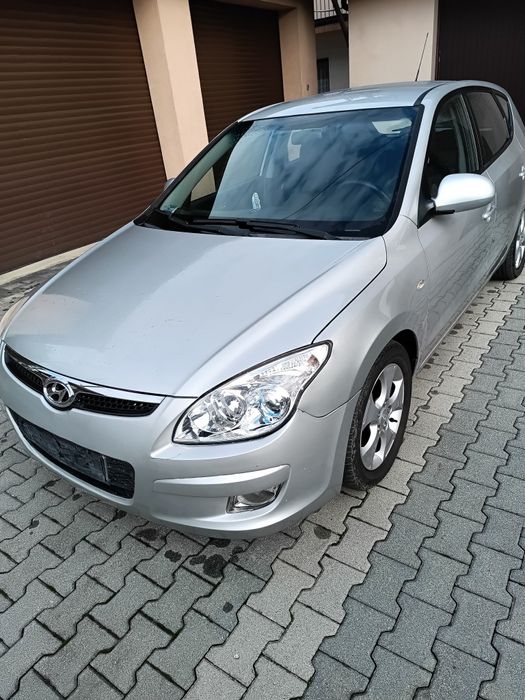 Hyundai i30  1.6 crdi